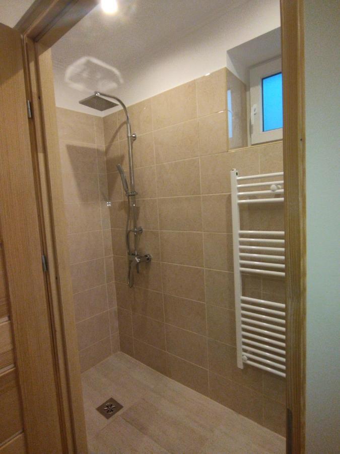 Готель Csengo Vendeghaz Кішкйорйош Екстер'єр фото